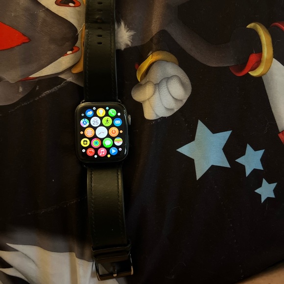 Apple Watch. - Picture 2 of 6